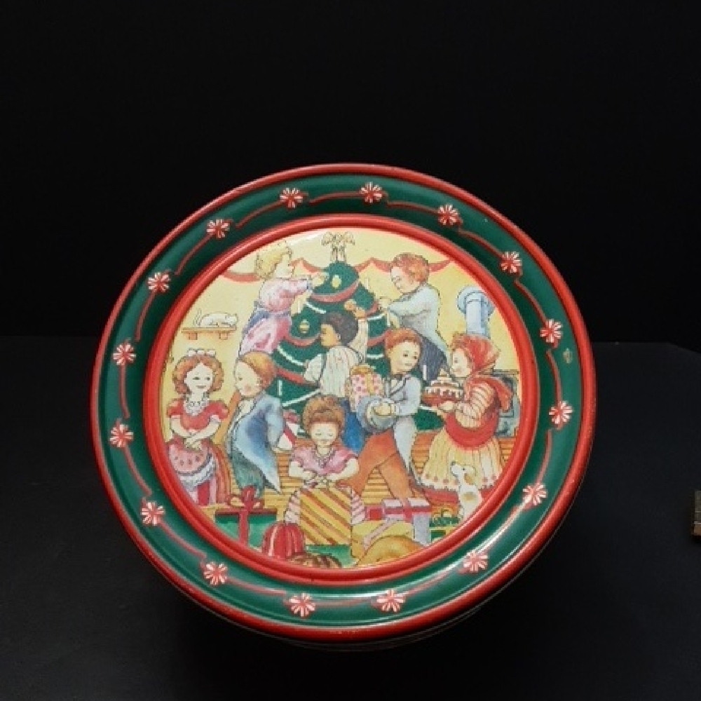 Festive Christmas Decorative Green/Red Holiday Cake Tin.